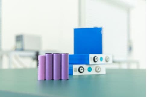 Cylindrical & Prismatic Cells